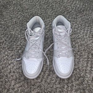 *WORN TWICE* Nike Drunk Highs Vast Grey